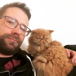 Meet your Posher, Dominique